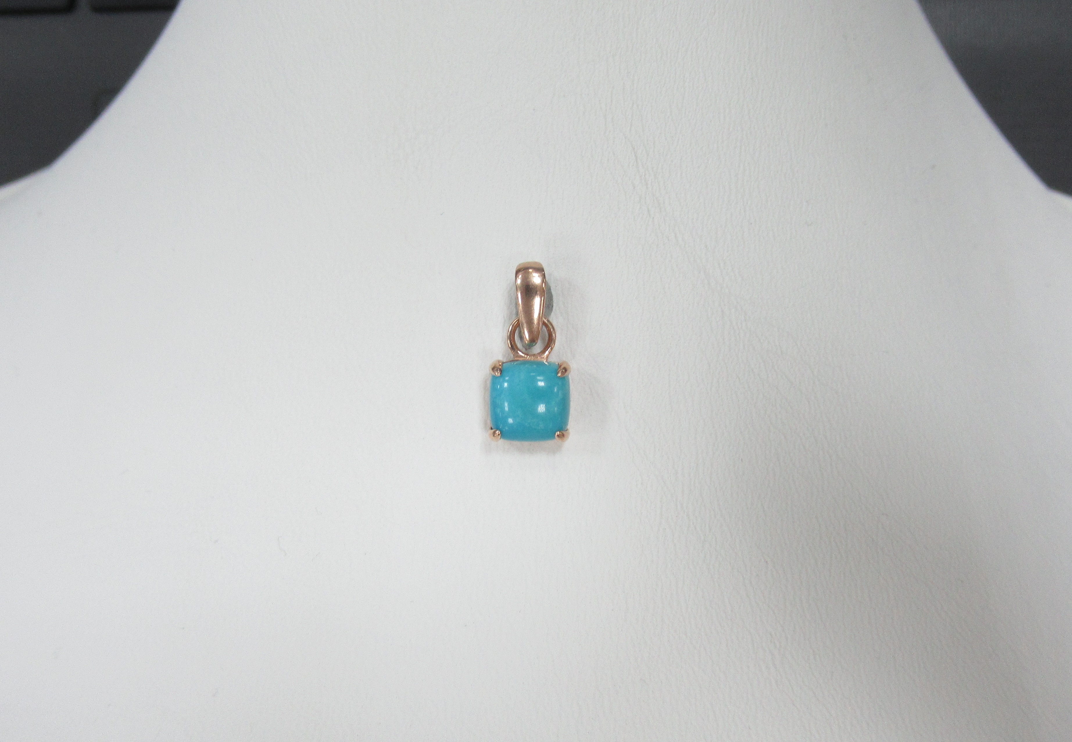 Серебряная подвеска с бирюзой